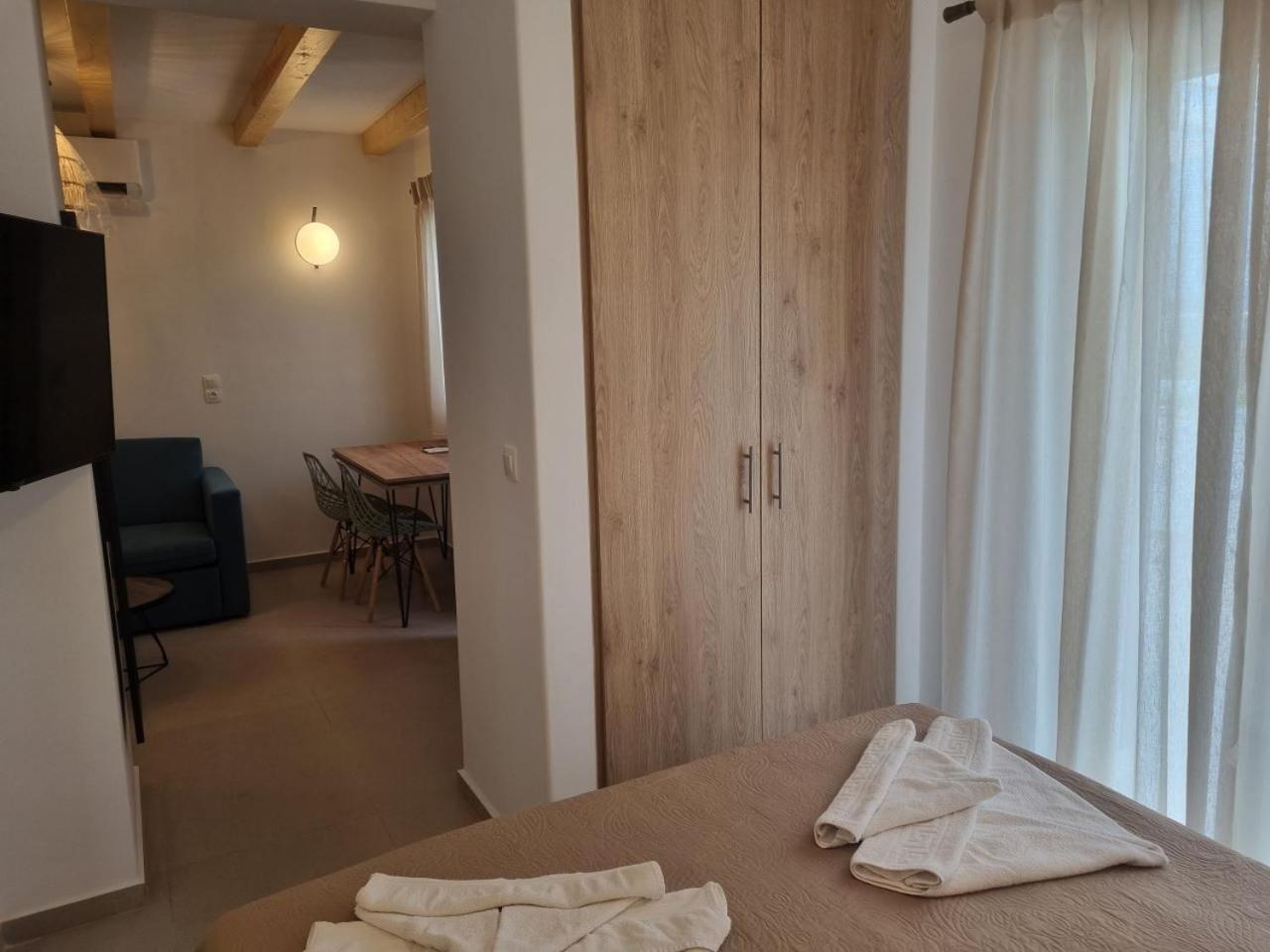 Achilli Apartments Skyros Exterior foto